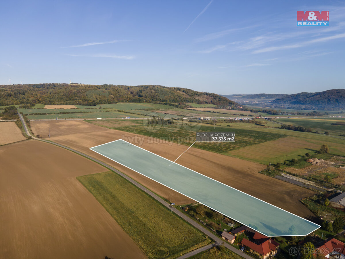 Prodej komerčního pozemku, 37335 m², Vražné