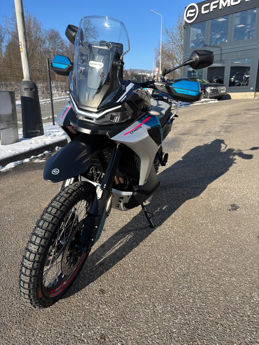 CFMOTO 800MT-X - SKLADEM ihned k odběru