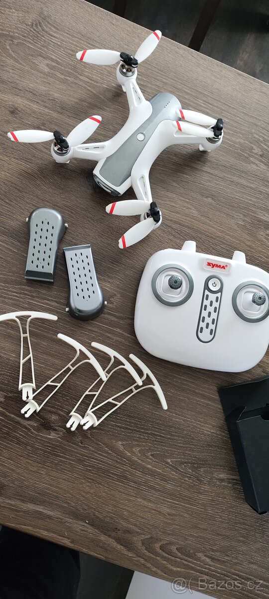 Dron s kamerou Syma W1 / pro + 2 baterie