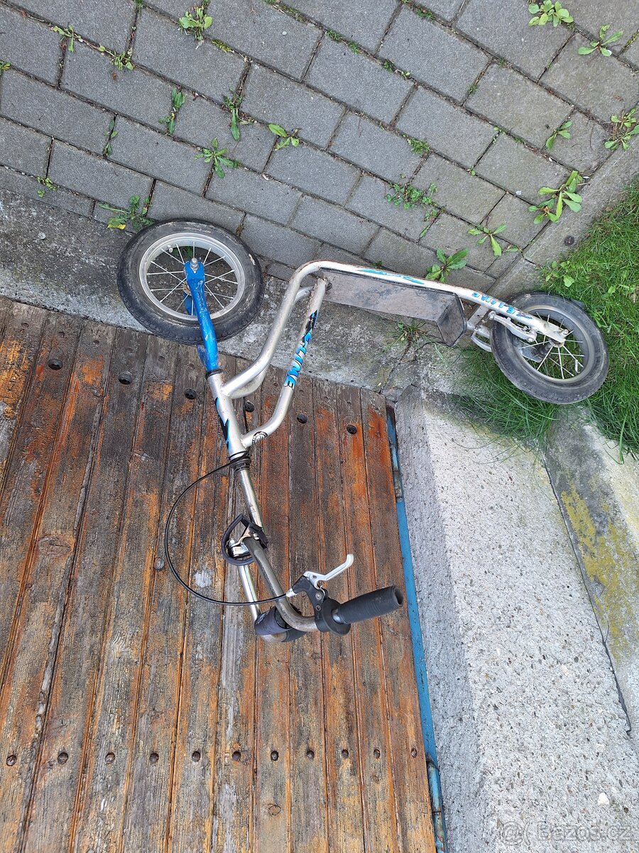 Dětská koloběžka