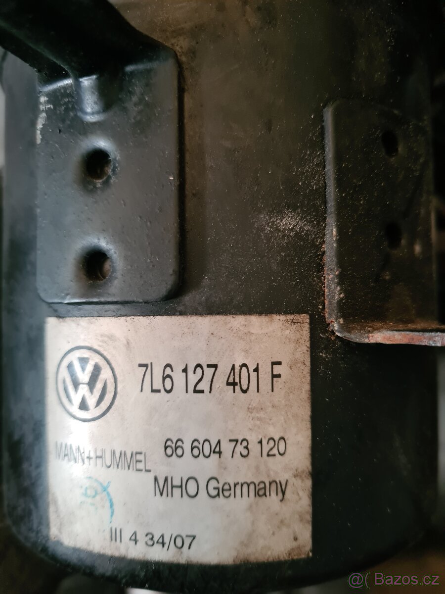 Držiak palivoveho filtra 3.0 tdi, 165 kW, BKS