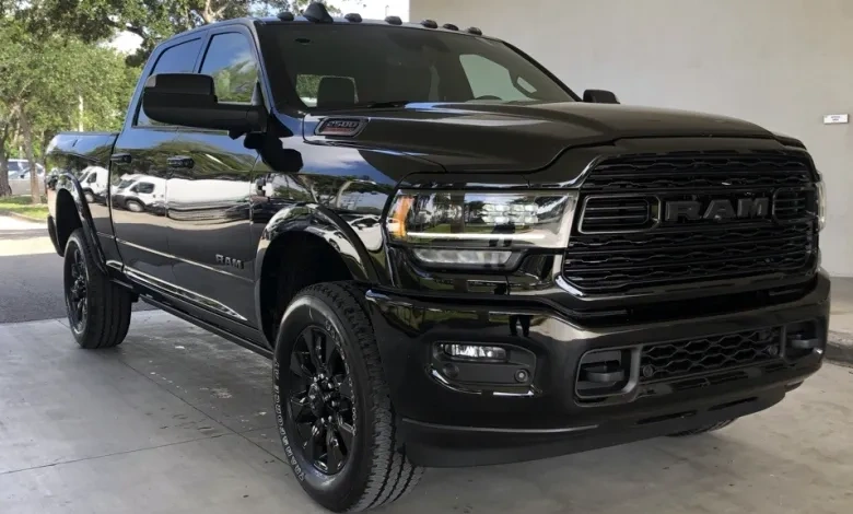 Dodge Ram 2500 Black eddition