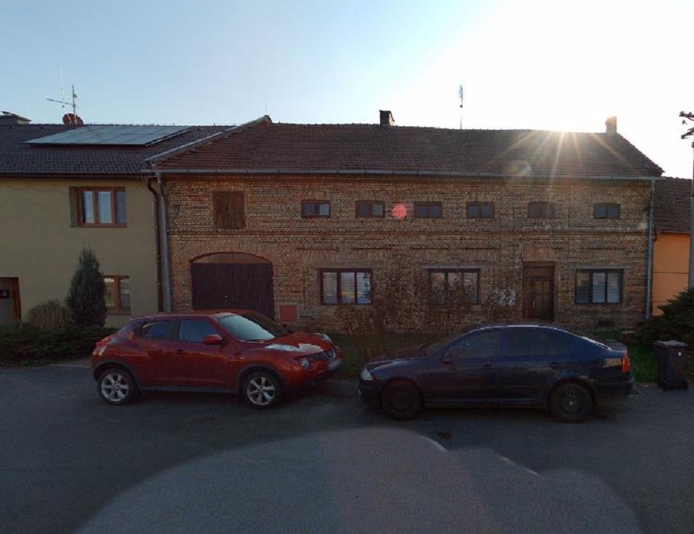 Prodej podílu na rodinném domě a pozemcích Kotojedy