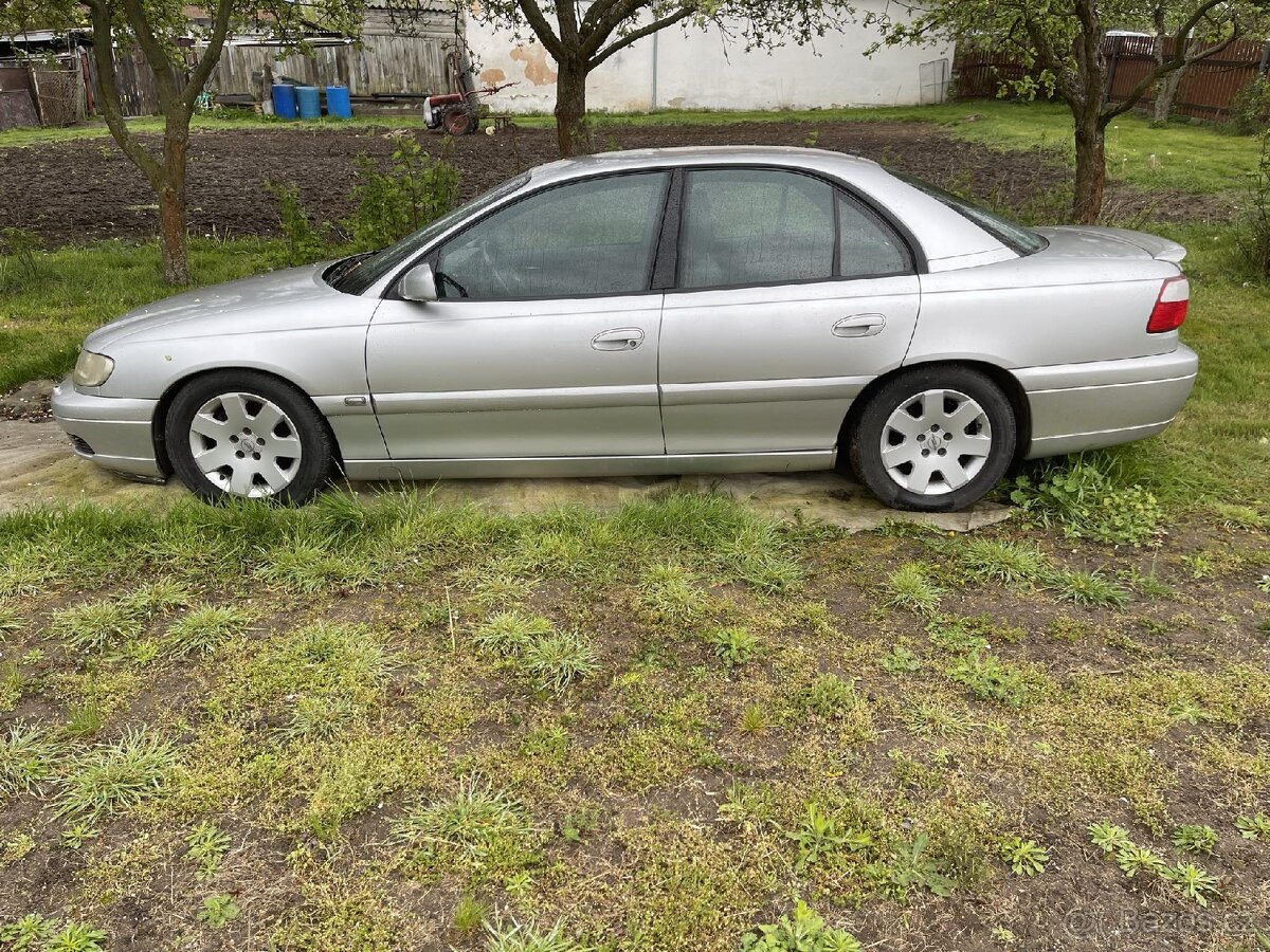 Opel omega 2.2 dti rv 2002