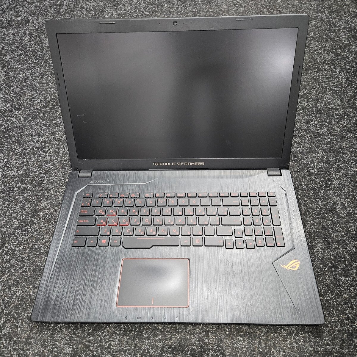 Herní notebook Asusu Strix GL753VE