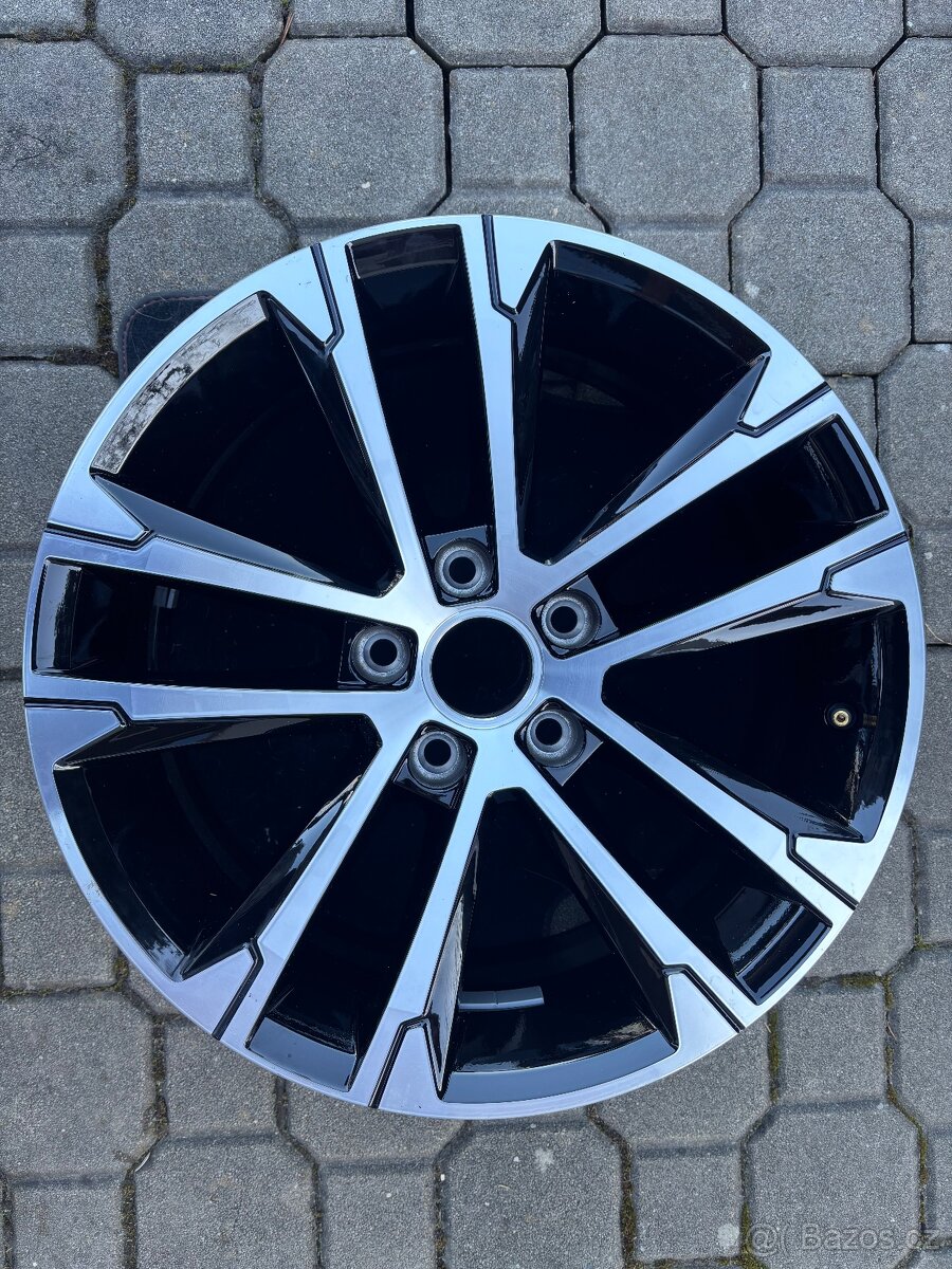 Alu kolo VW Passat B8 17”