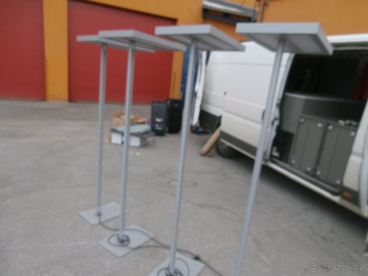 Lampa stojanová značka TECHO moderní použitá 300 kč
