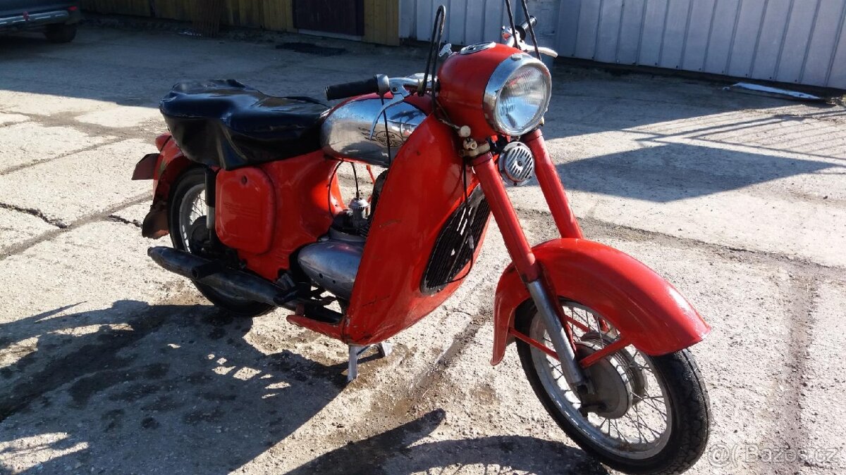 JAWA 250