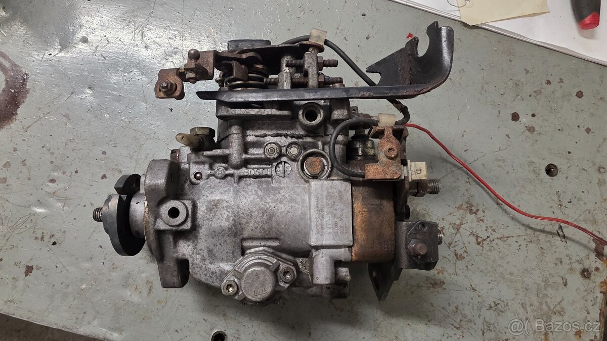 VW T4 1,9td 50kW - vstřikovací čerpadlo Bosch 028130115L