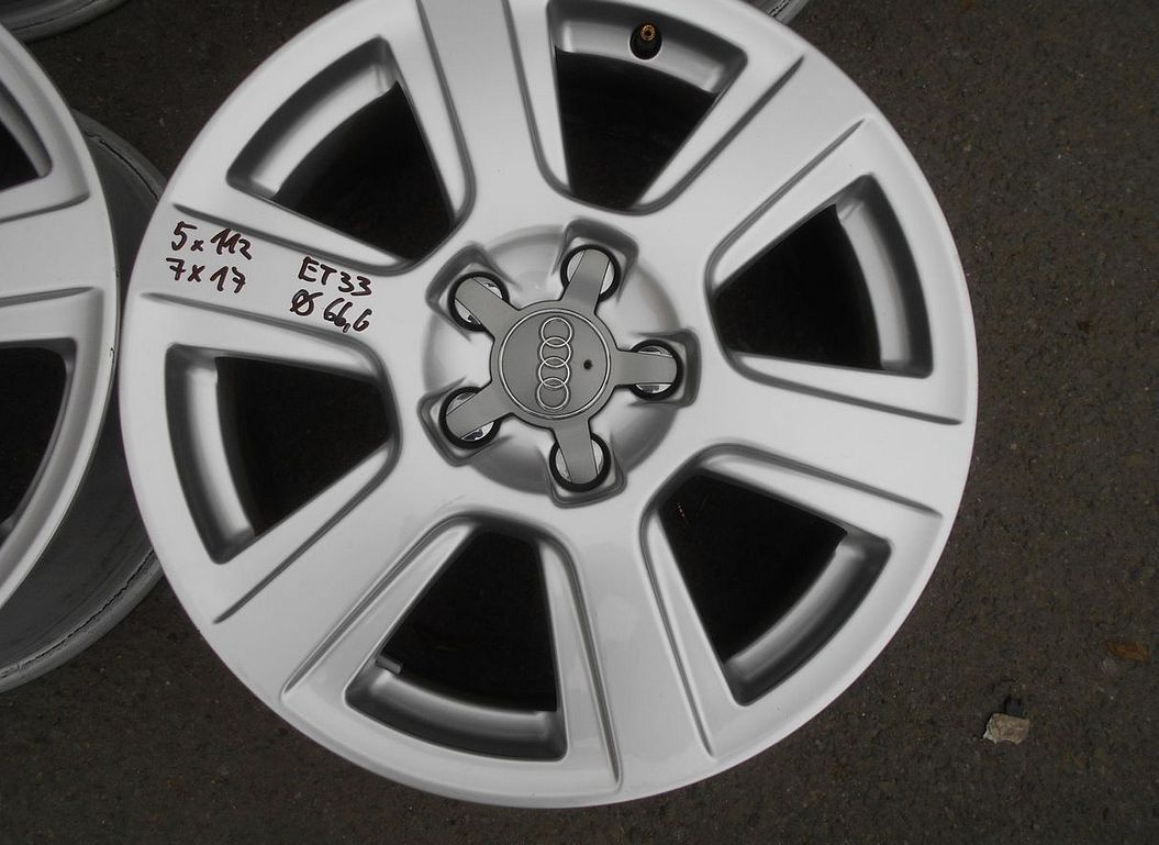 Alu disky originál Audi 17", 5x112, ET 33, šíře 7J