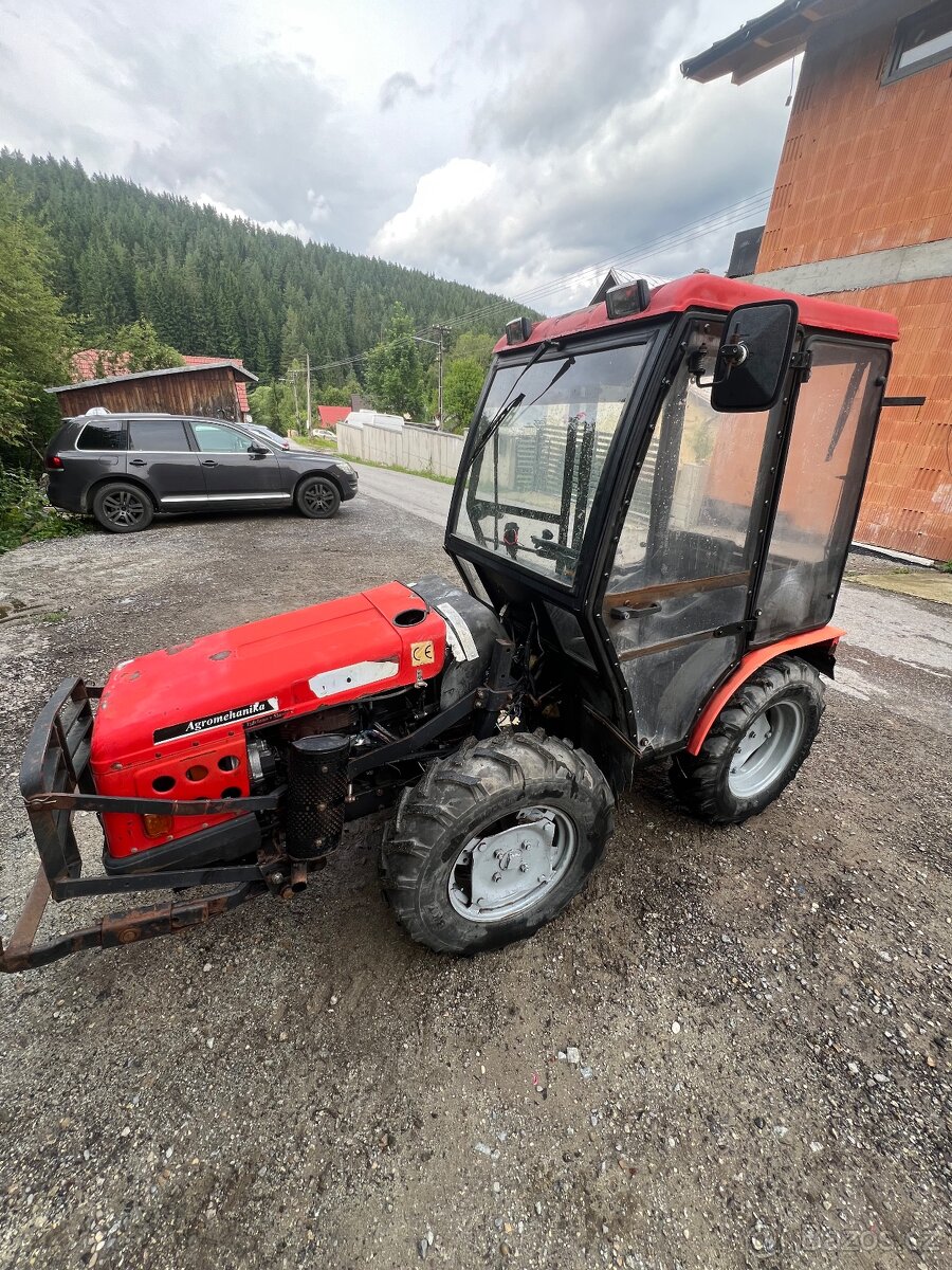 Agt835