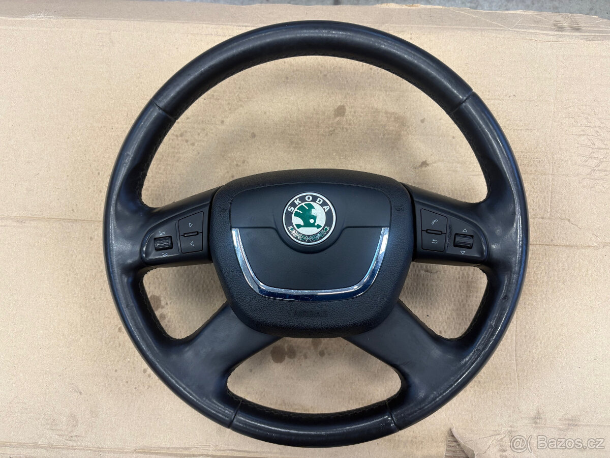 VOLANT S AIRBAGEM ŠKODA SUPERB 2