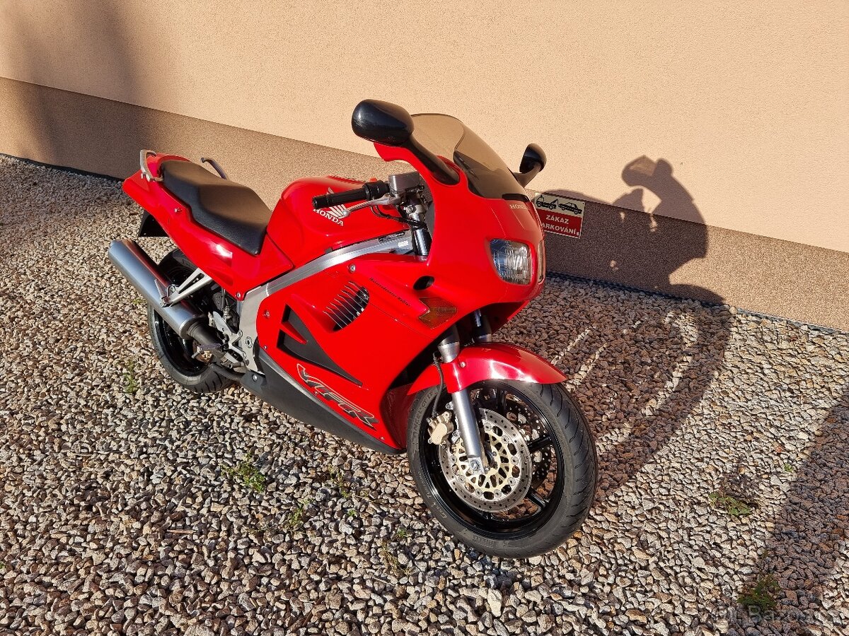 Honda VFR750