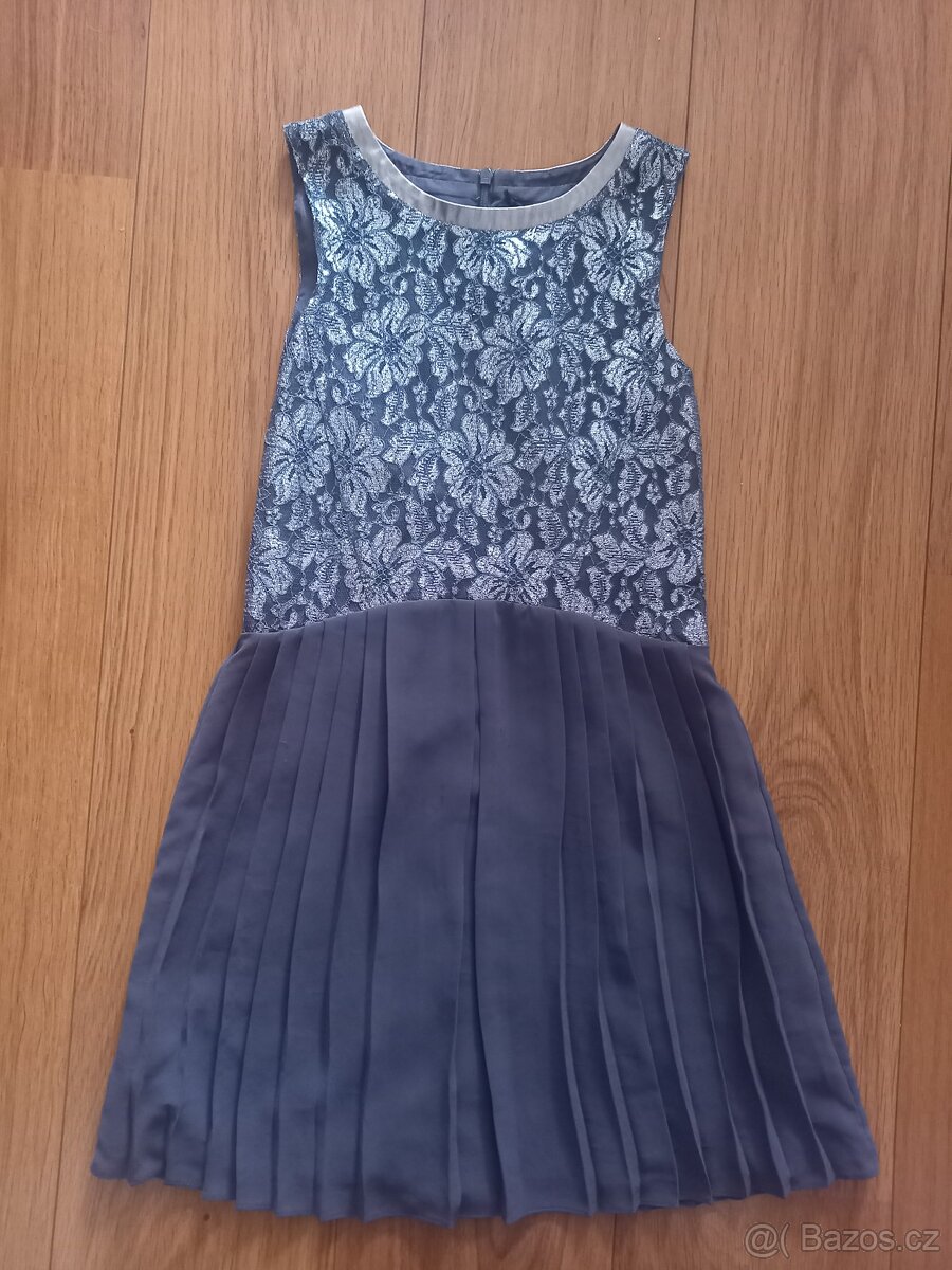 Krásné společenské šaty Next, vel. 10 let