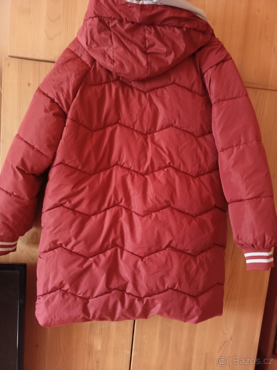 Nová zimní dámská bunda