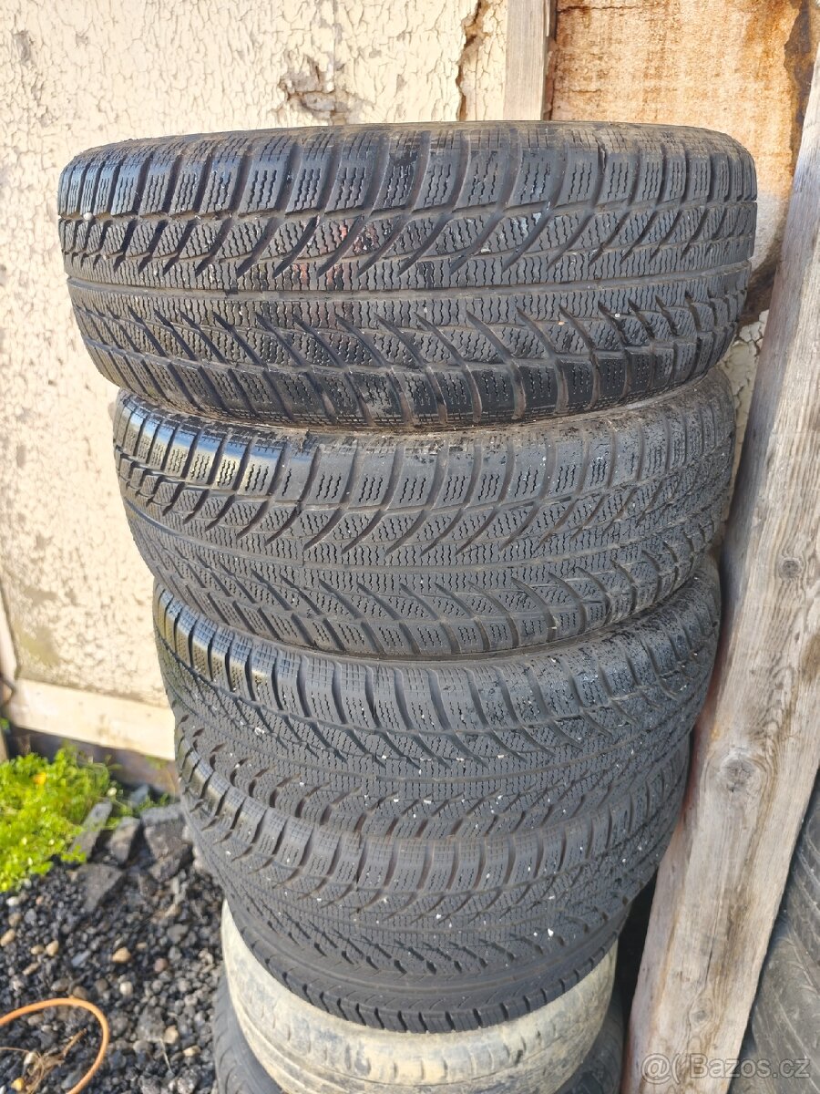 Goodride zimní 195/65 R15