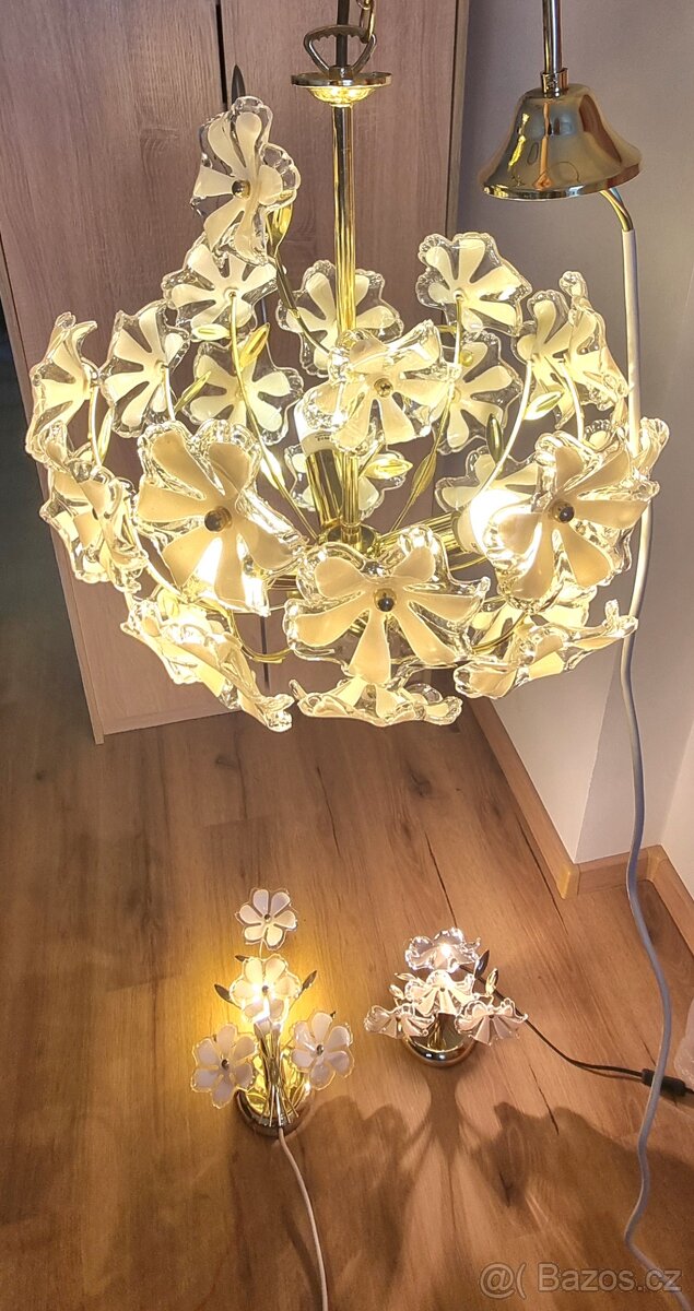 2 stropní lustry, stolní lampa a lampa nástěnná - 4 ks