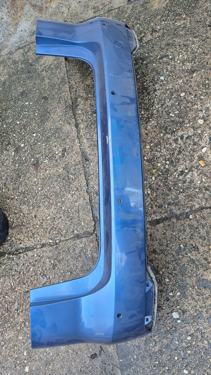 VW Touran 2010-2015 zadní náraznik