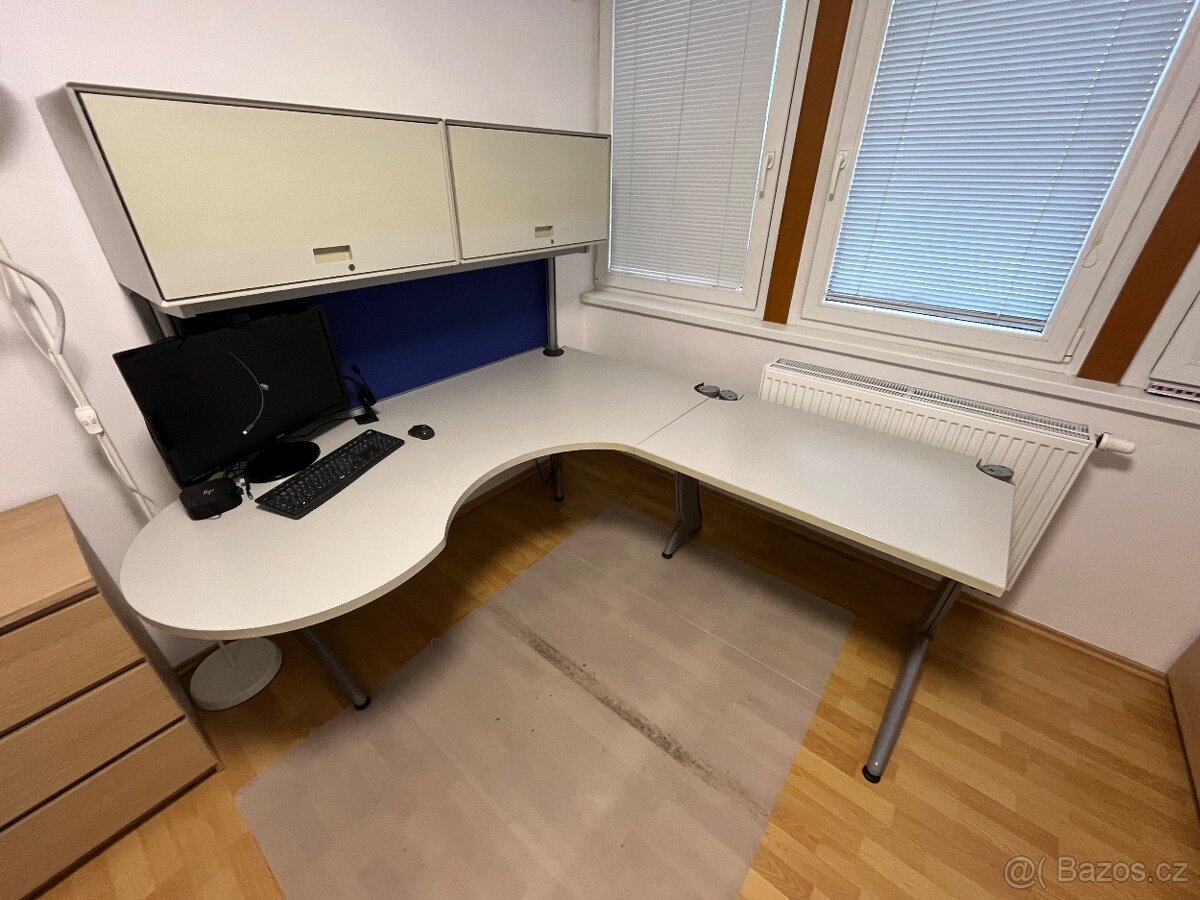 Kancelářský stůl STEELCASE (do "L", paravan, skříňky horní)