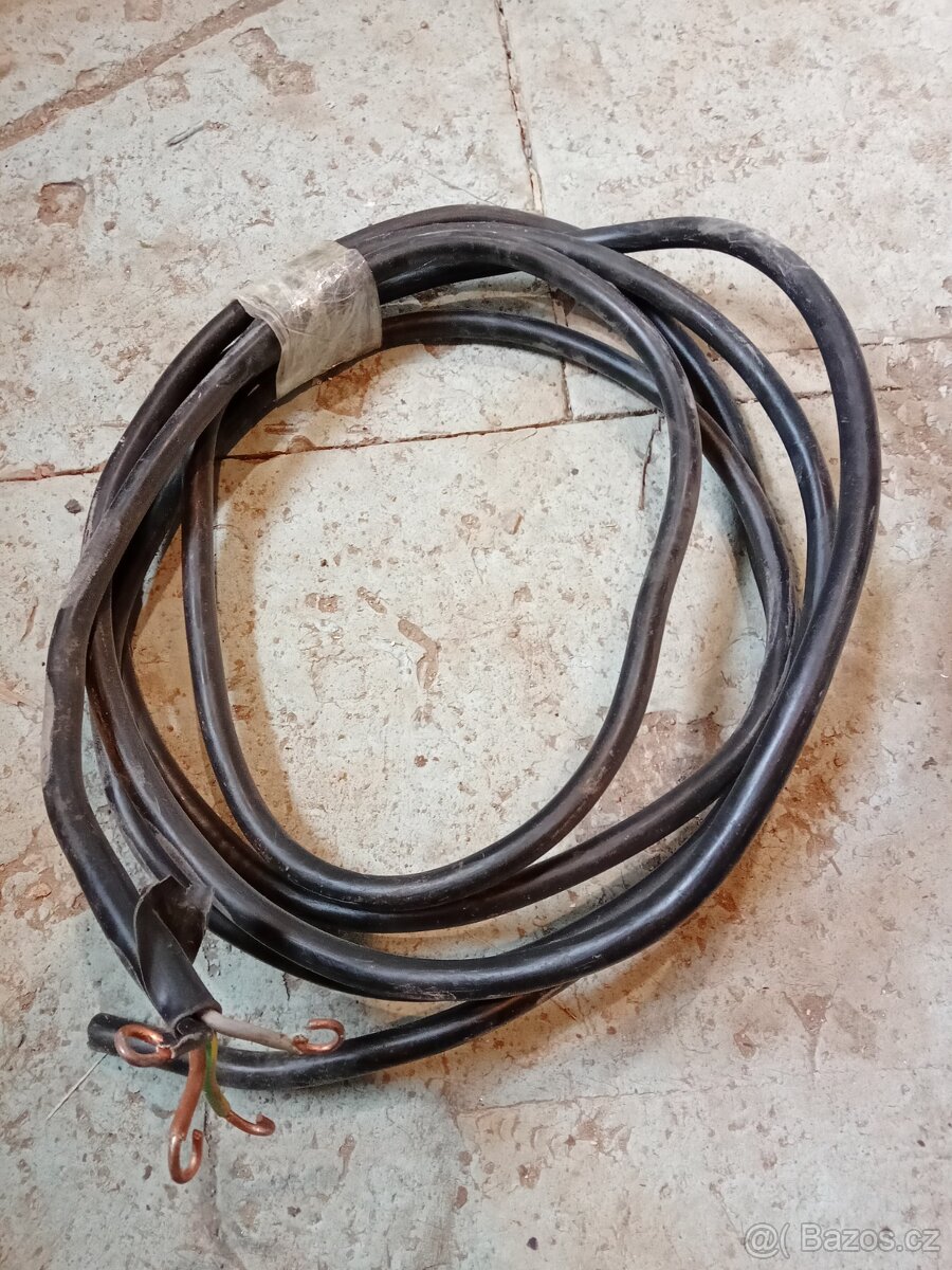 Kabel CYKY-J 4x10 delka 5m