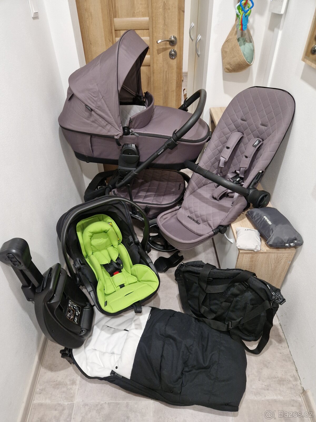 Easywalker Harvey 5 premium v záruce
