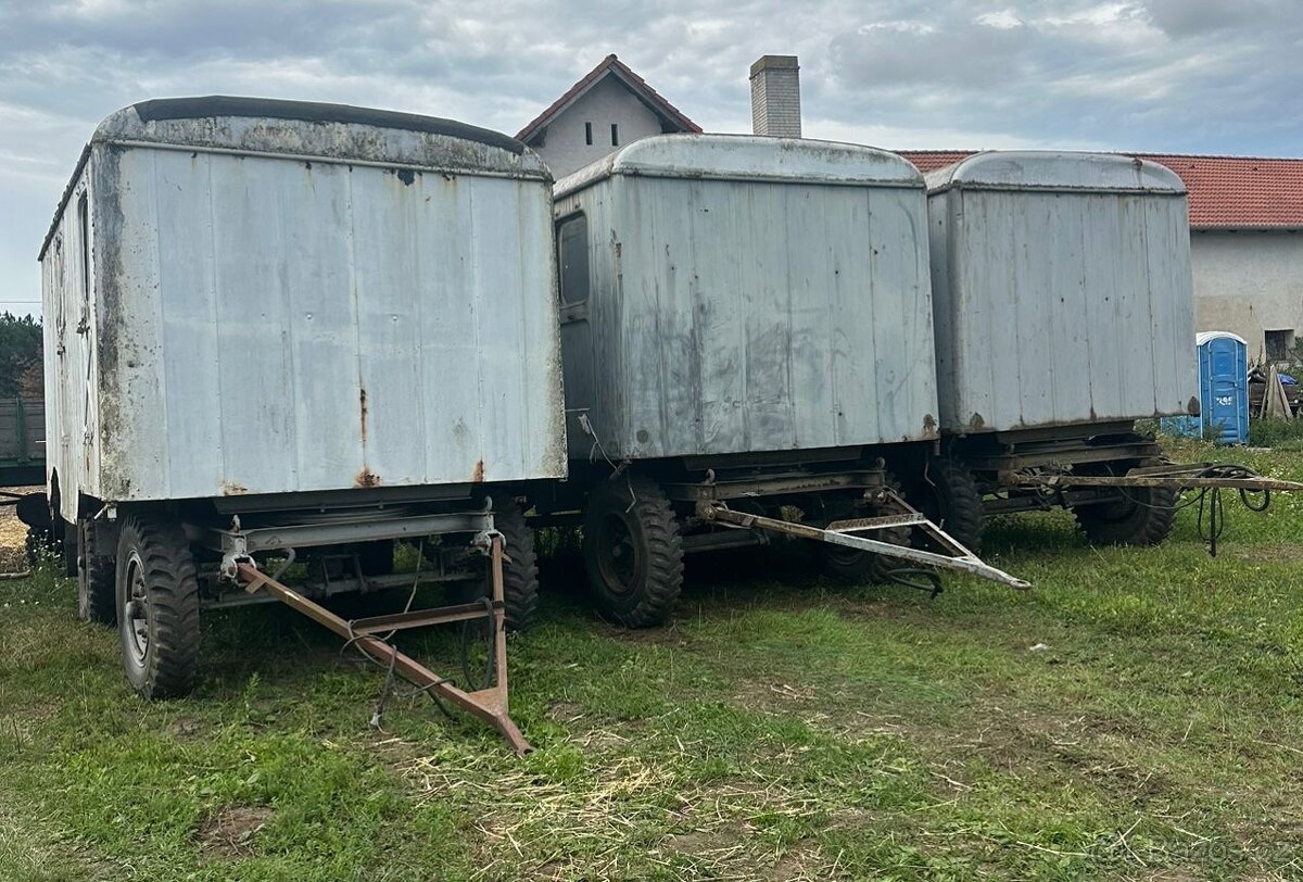 Maringotka A3S vojenská 3 kusy