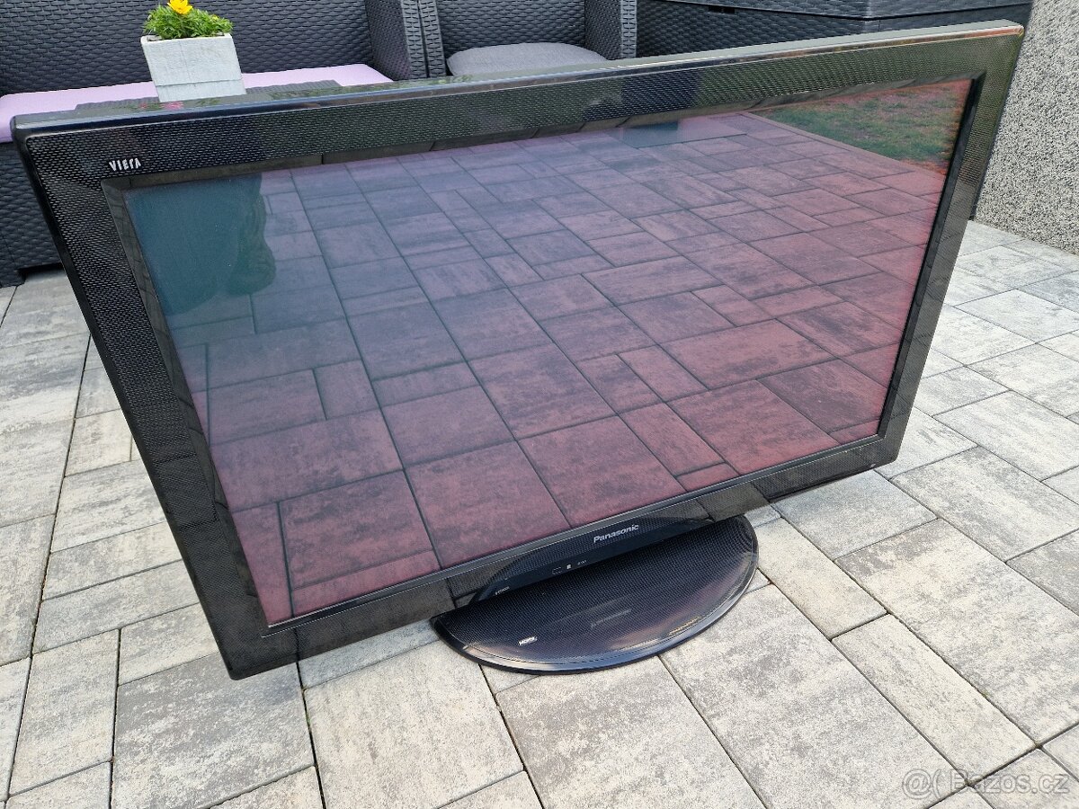 TV Panasonic Viera: TX P37X20E, 37" (úhlopříčka 94)