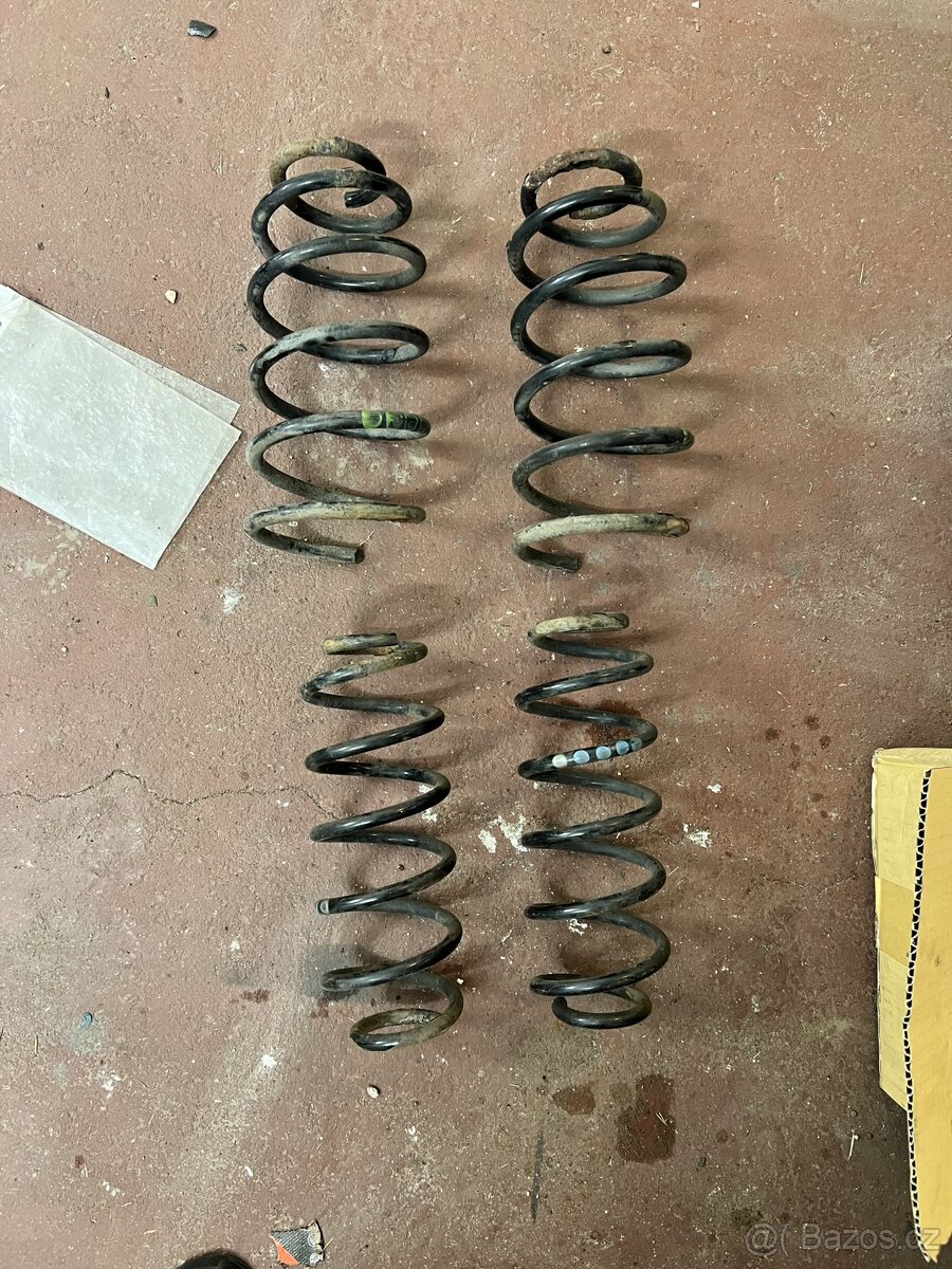 Kompletní pružiny Seat Leon 1m 1.8t