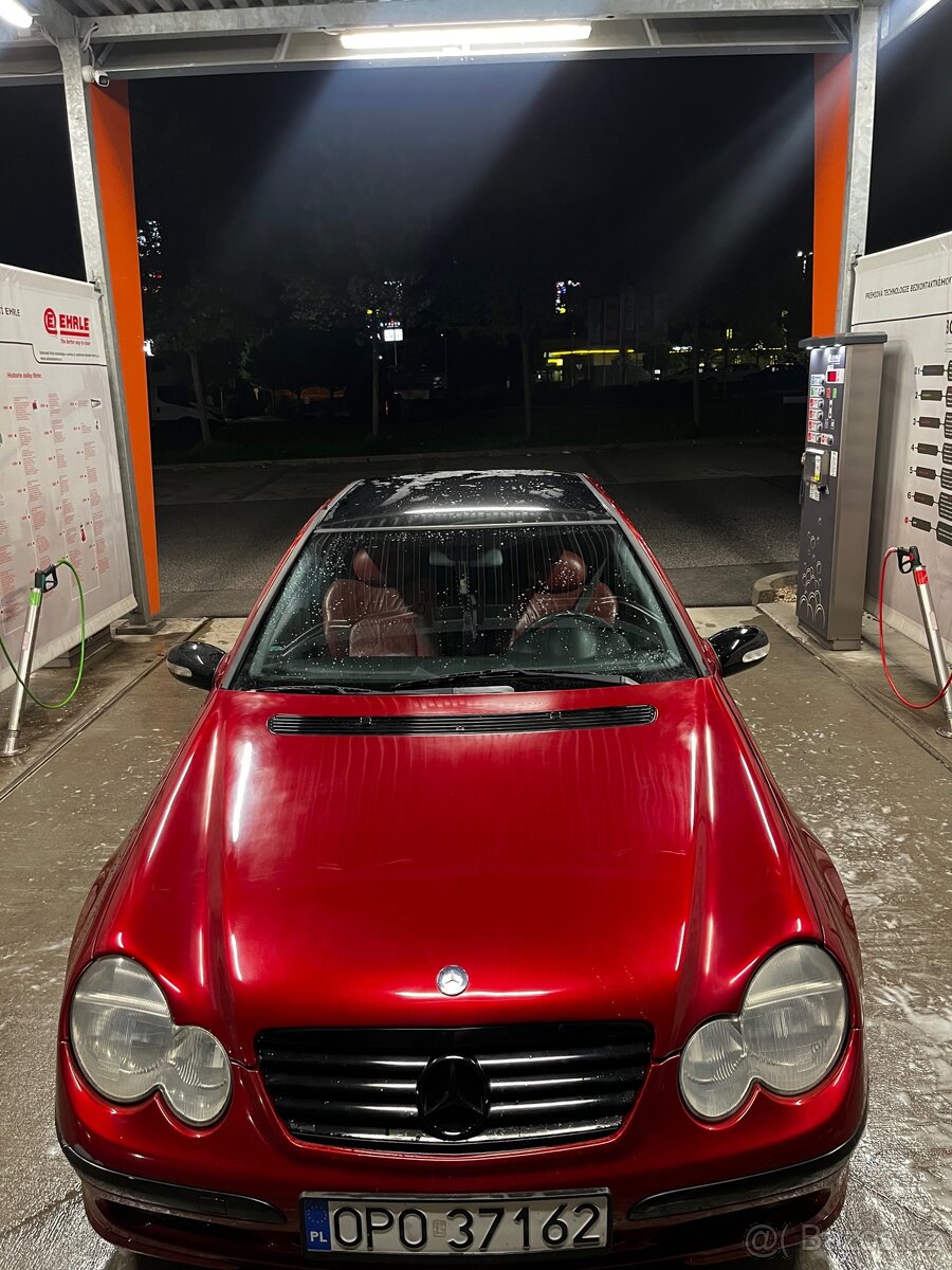 Mercedes-Benz c 180