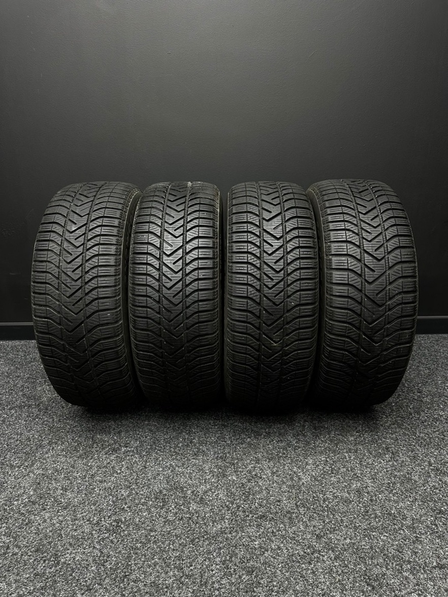 Sada pneu Pirelli 205/55/16 91T