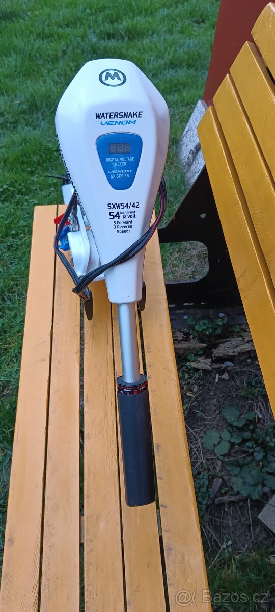 Lodní elektromotor