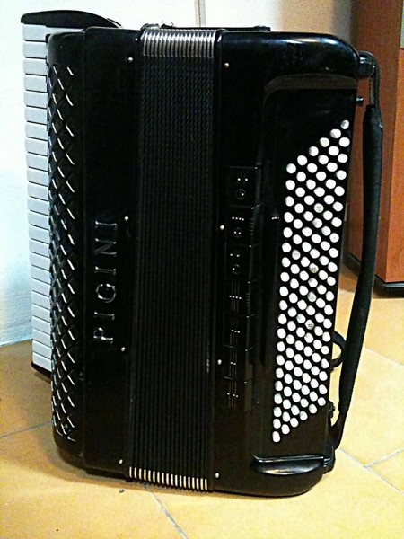 Klavírní akordeon PIGINI 55p Senior - Free Bass - Converter