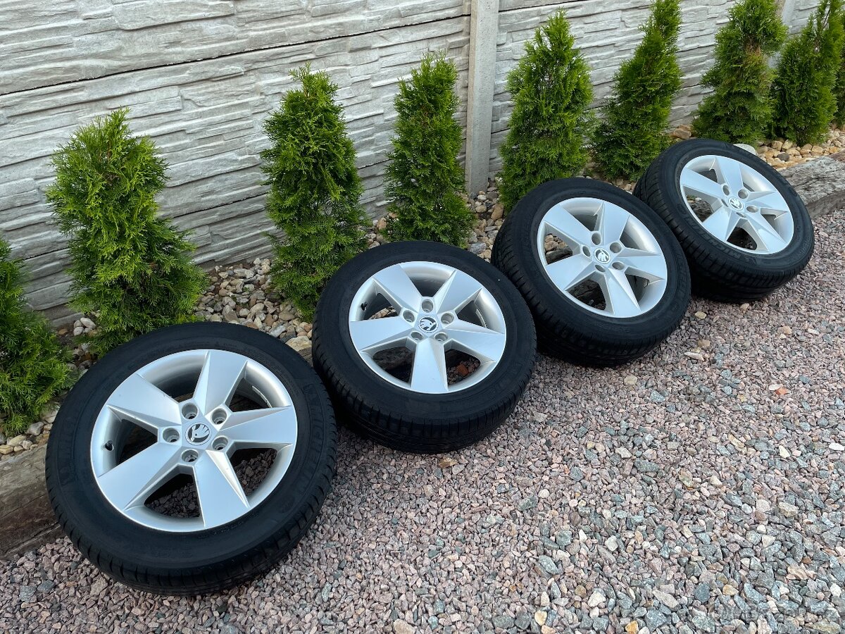 Sada originálních kol ŠKODA ILIAS 5x112 R16