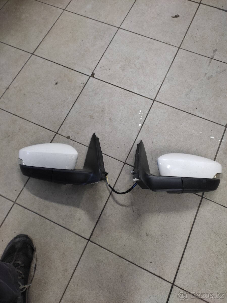 Prodám zrcátka Škoda Fabia III