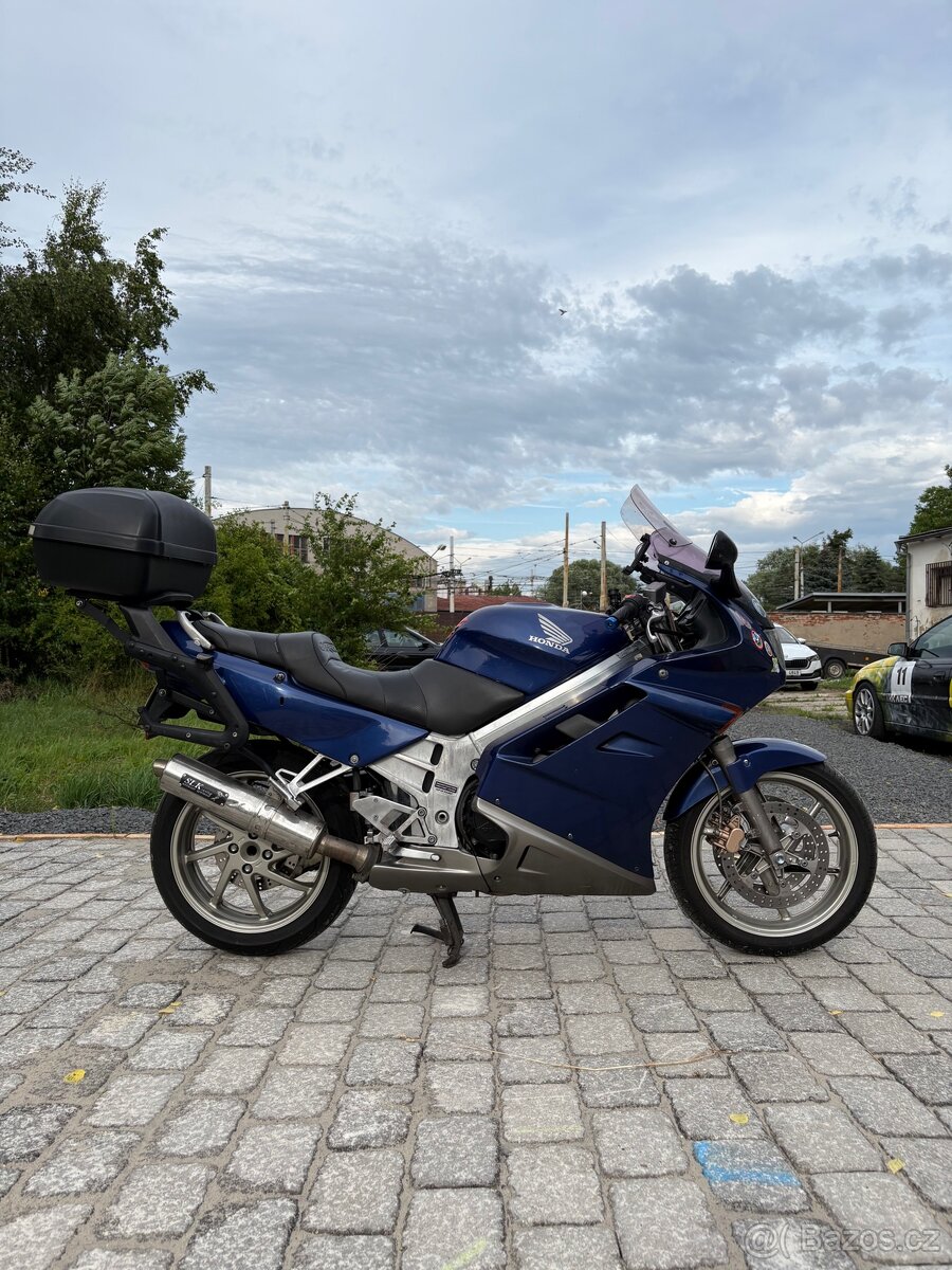 Honda VFR 750F RC36 1993