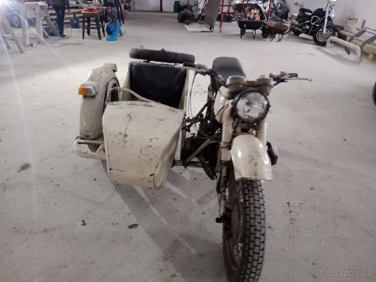 Dněpr 650
