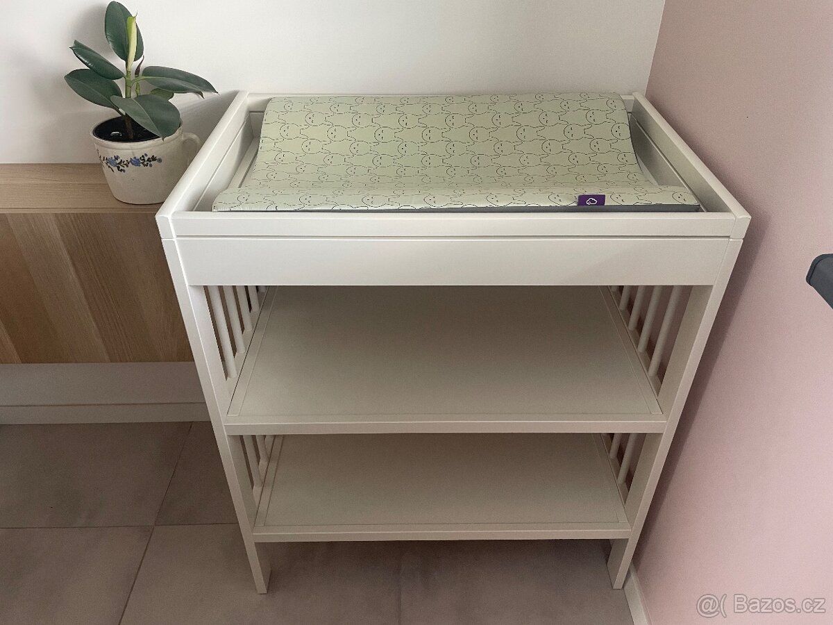 Přebalovací pult IKEA Gulliver
