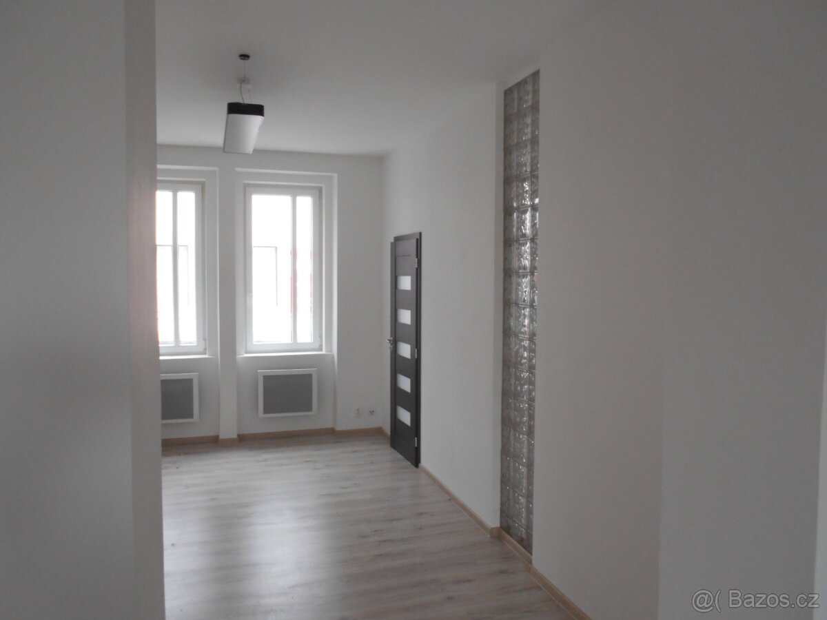 Pronájem bytu v Louny /klidná část města-cca 57m2-zahrada