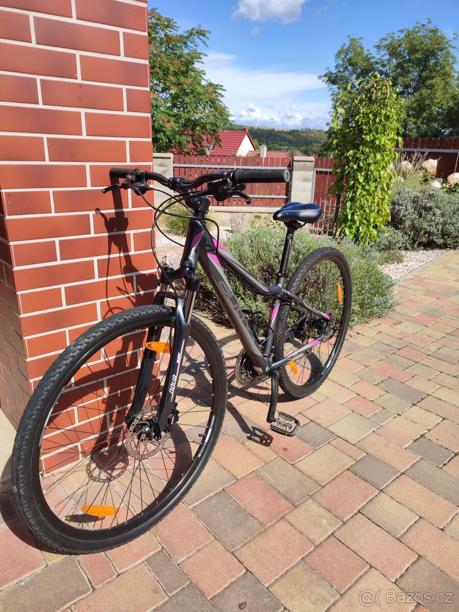 Zánovní dámské kolo