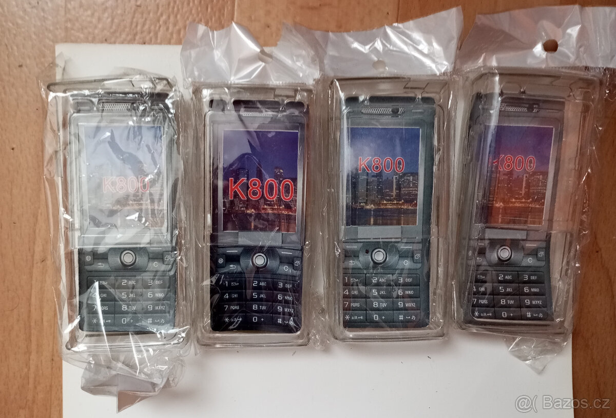 Prodám ochranný kryt na Sony Ericsson K800