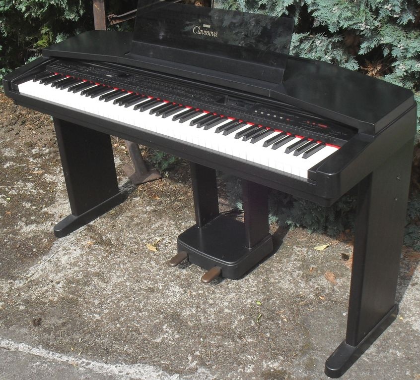 Digitální piano Yamaha Clavinova CVP 50