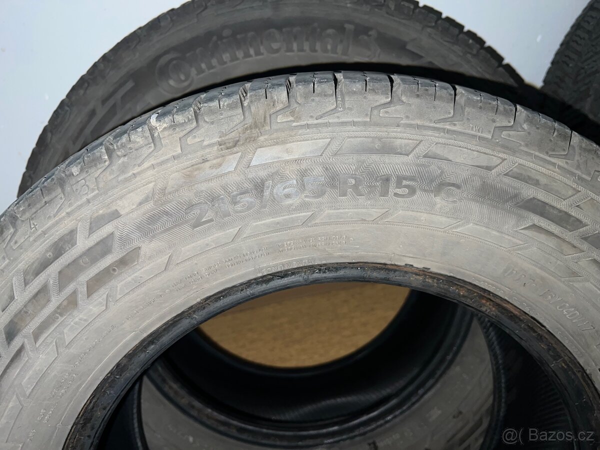 Sada celoročních pneumatik Continental