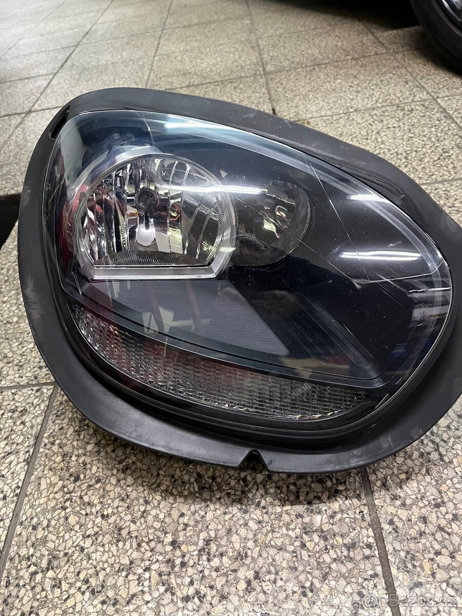 Mini Cooper Countryman F60 světla přední 2ks