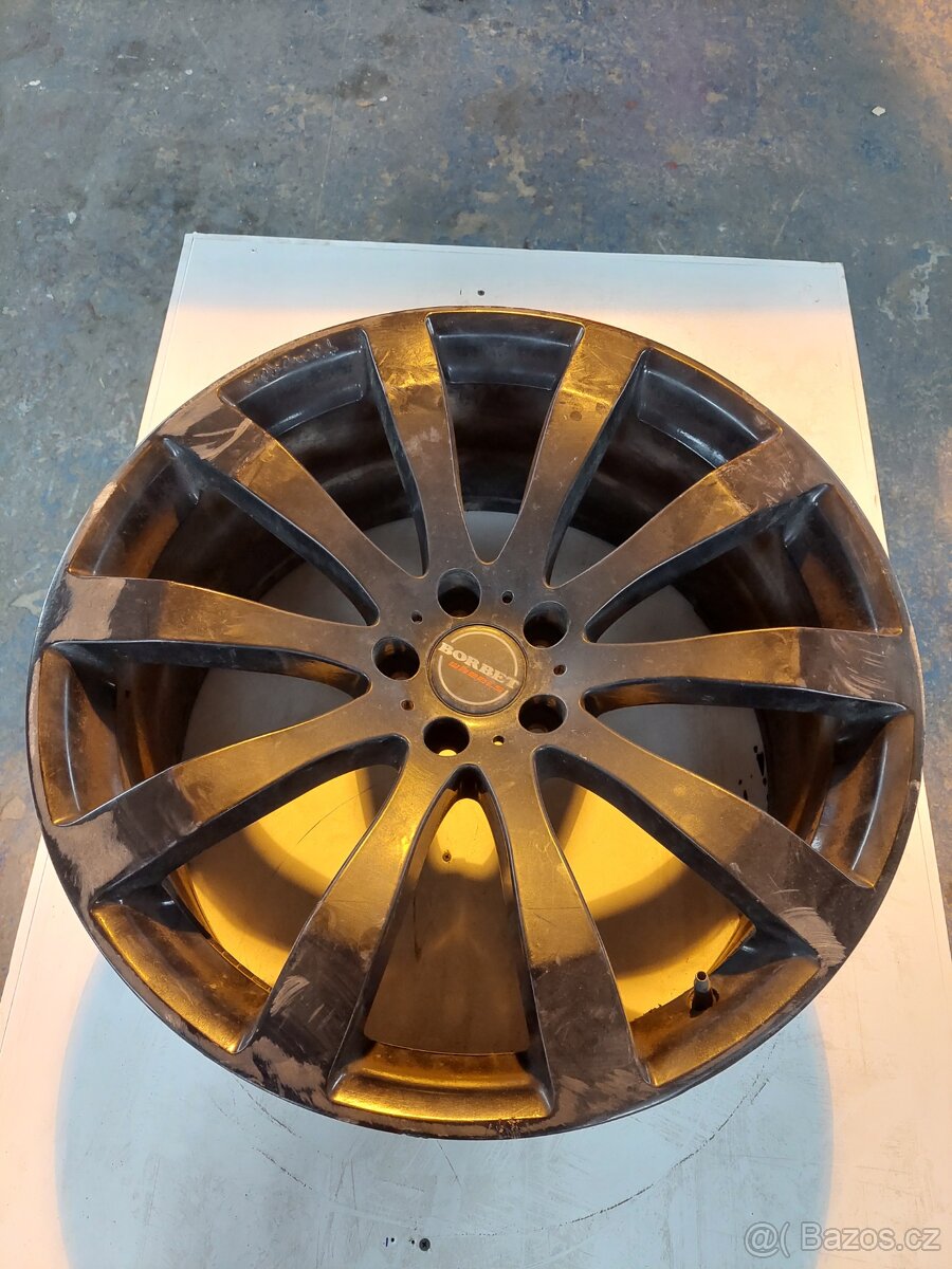 Range rover alu kola Borbet R22
