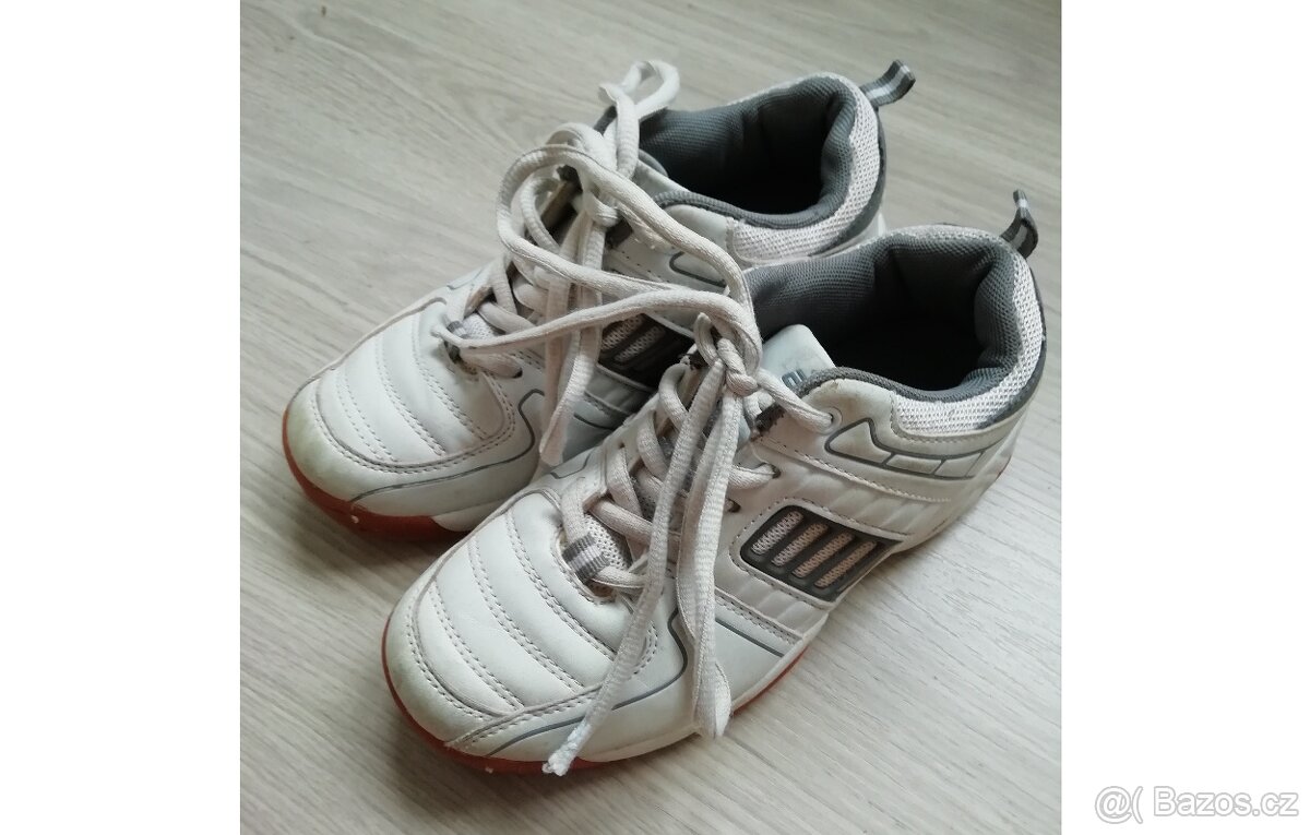 Sálové tenisky / sálovky, zn. Aress, vel. 33, stélka 21cm