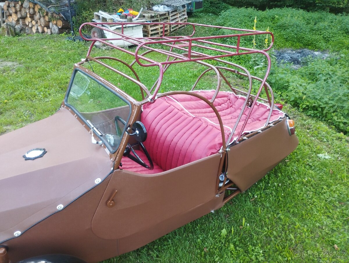 Velorex zahrádka , střešní nosič s rezervou