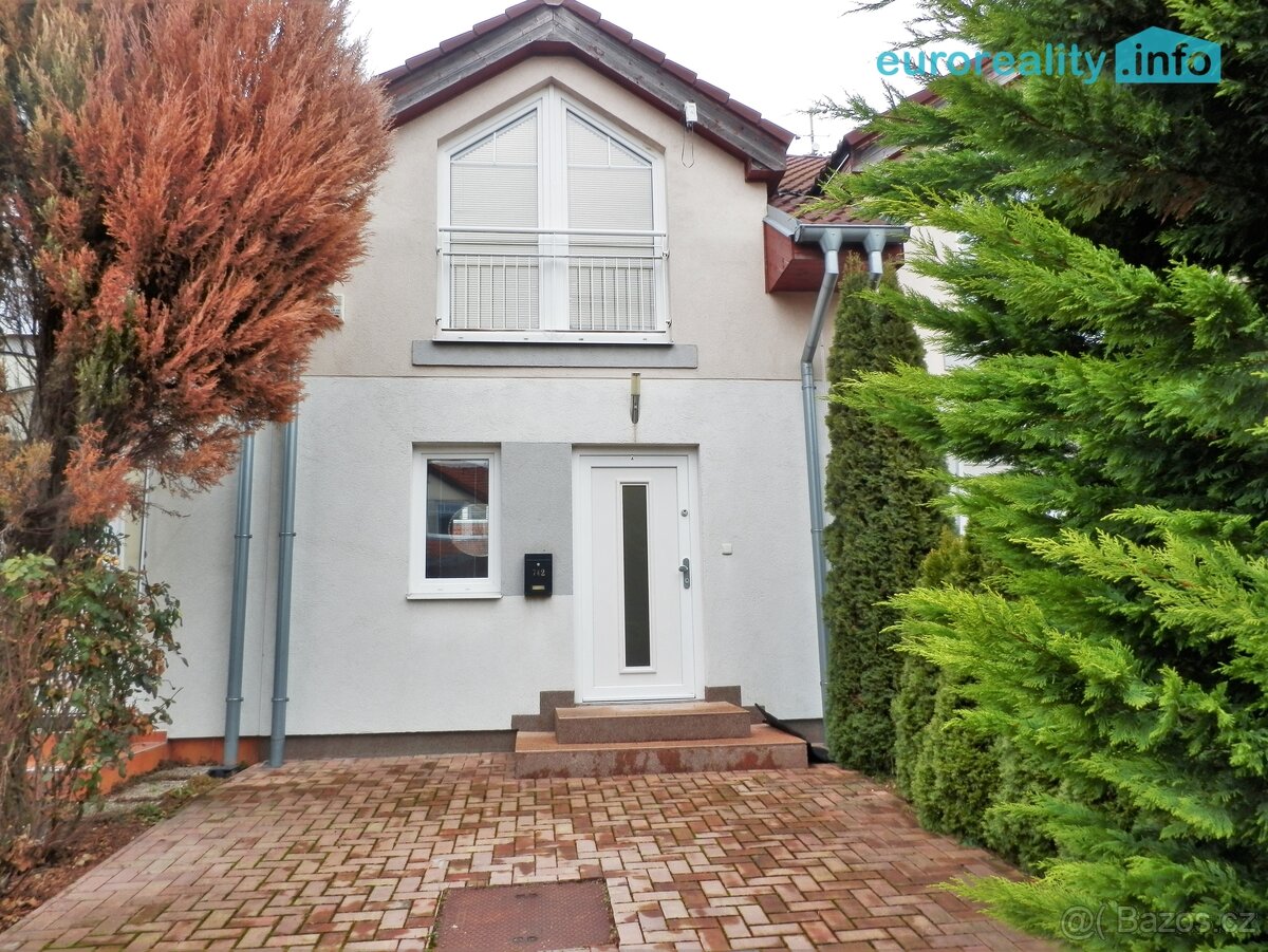 Prodej, rodinný dům, 88 m2 na pozemku 165 m2, Bašť, Praha-vý