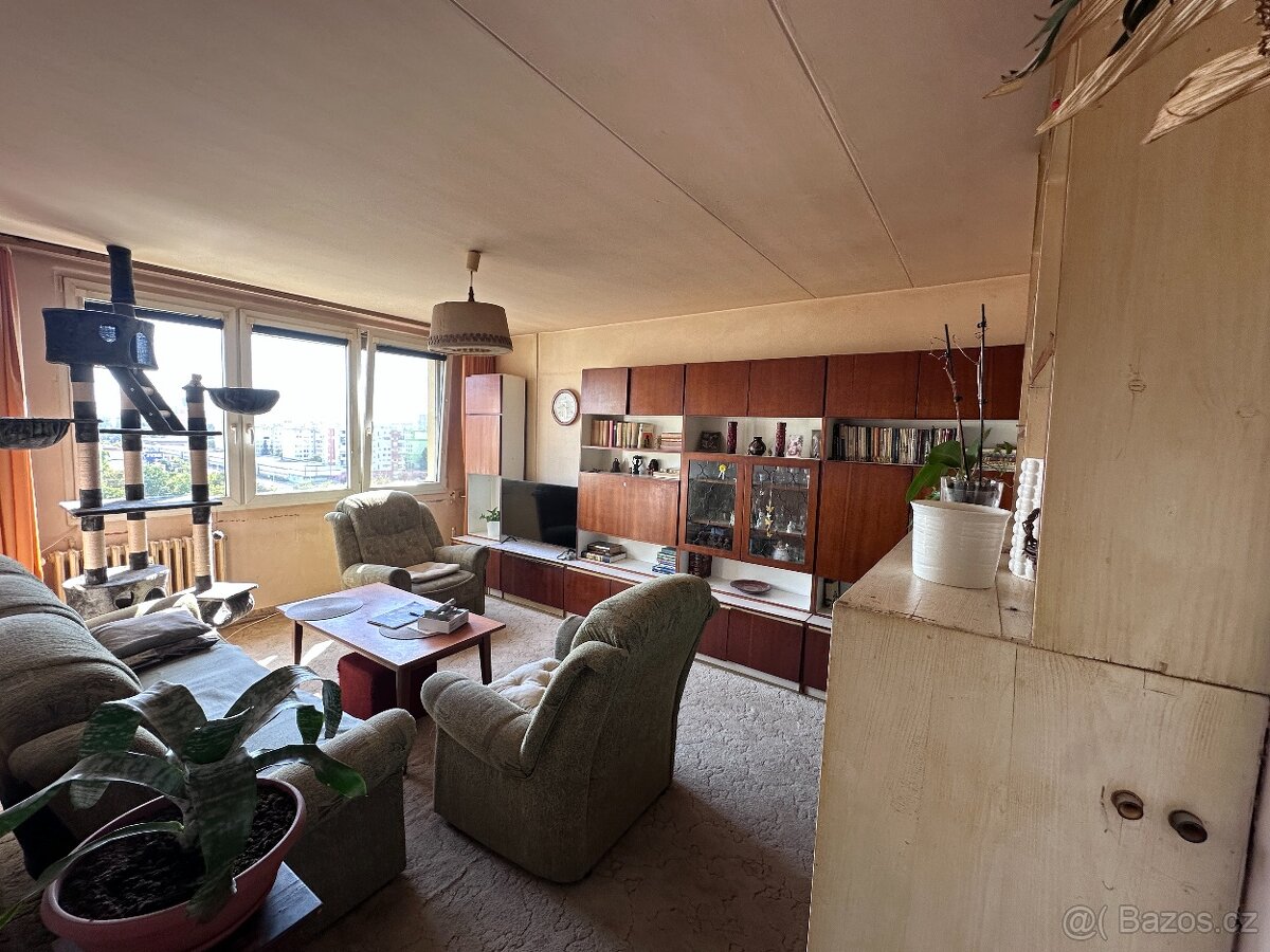 Byt na prodej, 3+KK, ulice: V Průčelí