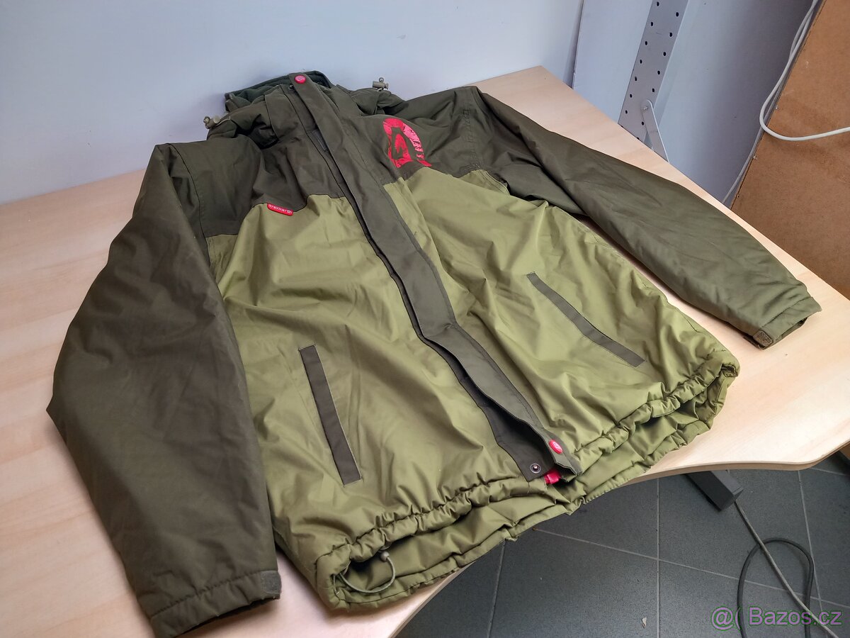 Trakker nepromokavá zimní bunda nová - nenošeno
