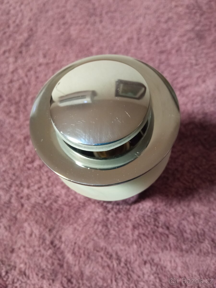 Prodám umyvadlovou výpust s přepadem